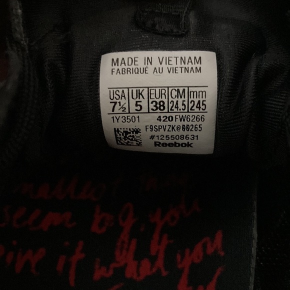 Woman’s Reebok Athletic Shoes - Picture 8 of 8